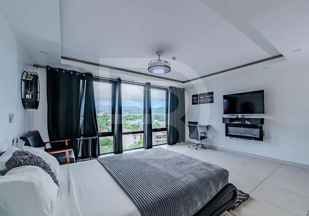 Luxury Condo - Pool In Kingston - G28 Διαμέρισμα